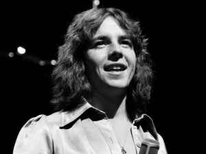 john paul young acordes
