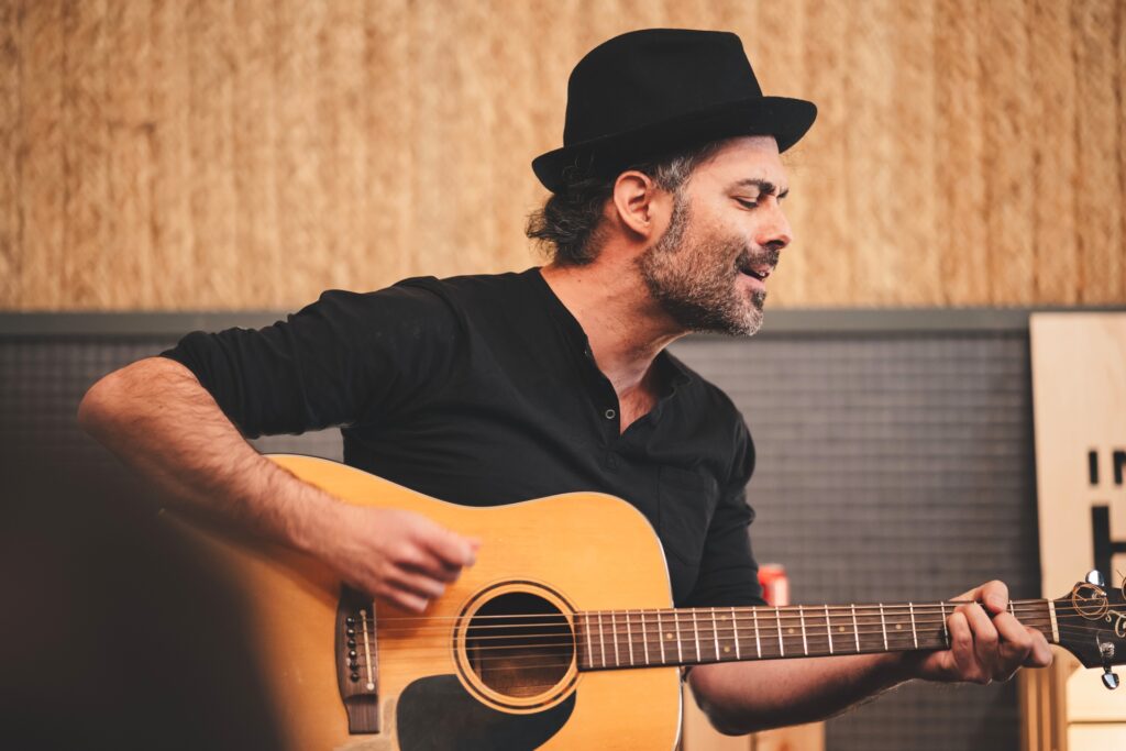 profesor online de guitarra y canto